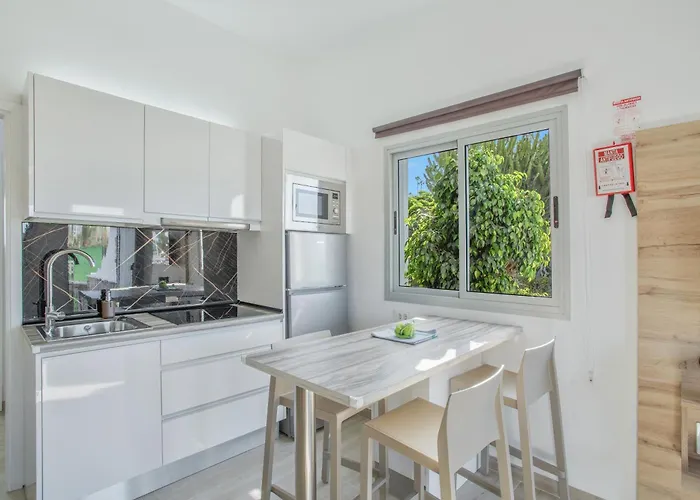 Vista Adults Only Apartment
